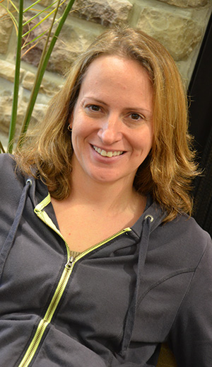 Lara LaDage headshot