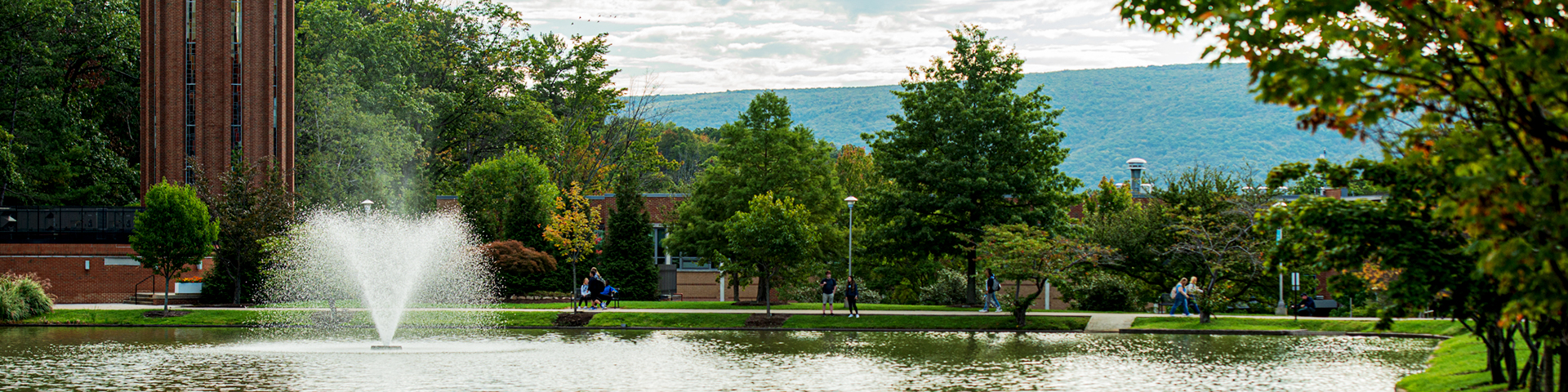 The Penn State Altoona reflecting pond and fountain