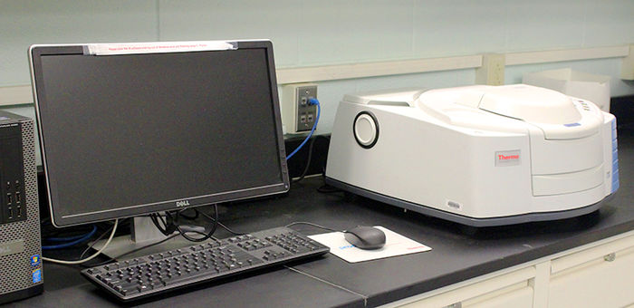 Fourier Transform Infrared Spectrometer (FT-IR)