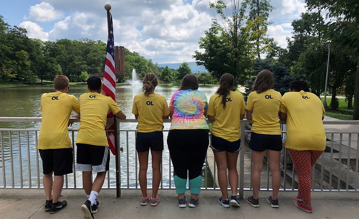 2018 Orientation Leaders overlooking the pond