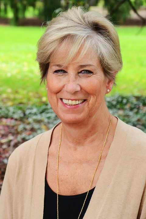 Suzanne Kuhn