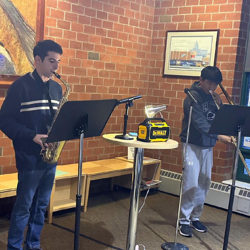 Students JJ Colombo and Alex Marcalaya perform a jazz piece.