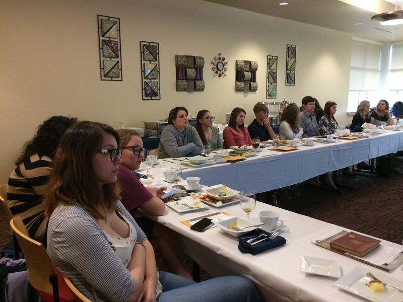 Attendees at the spring 2017 Sigma Tau Delta induction and dinner