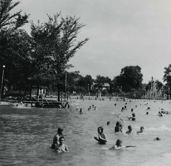 Vintage photos of Ivyside pool in Altoona circa World War II.