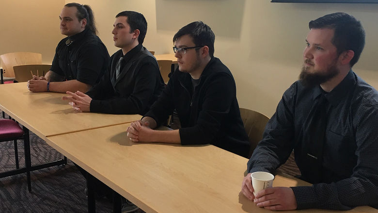 Senior English students offer seminar presentations
