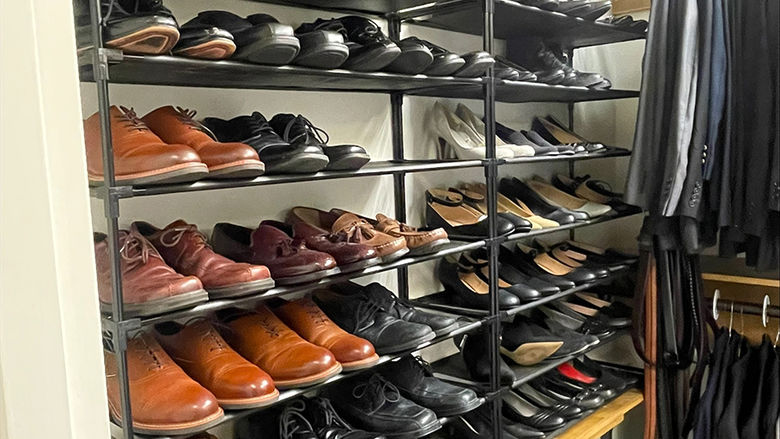 A large rack of dress shoes in various colors located in Penn State Altoona's Career Closet