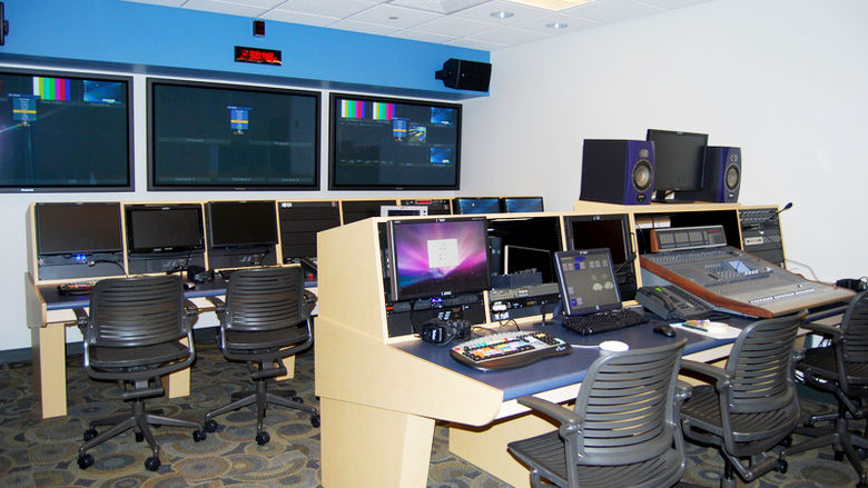 Communications Lab, Aaron Building