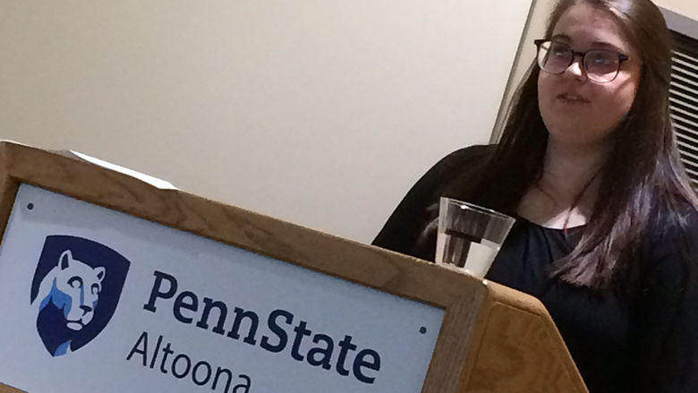 English Majors Present Senior Seminar Projects