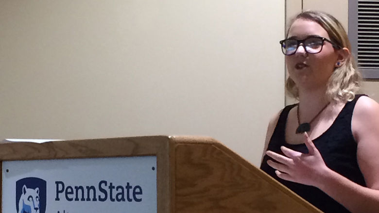 English Majors Present Senior Seminar Projects
