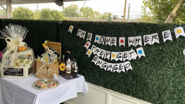 A Friends-themed wedding