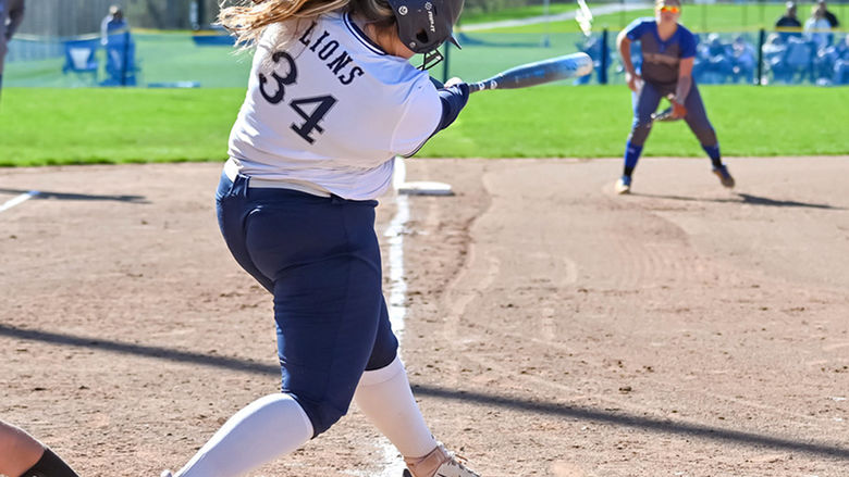 Penn State Altoona softball student-athlete Hanna Lauck at bat during a game