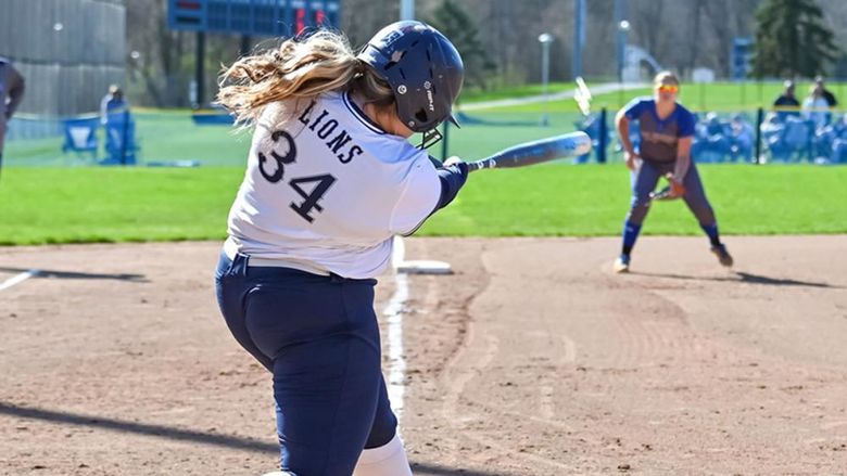 Penn State Altoona softball student-athlete Hanna Lauck at bat during a game