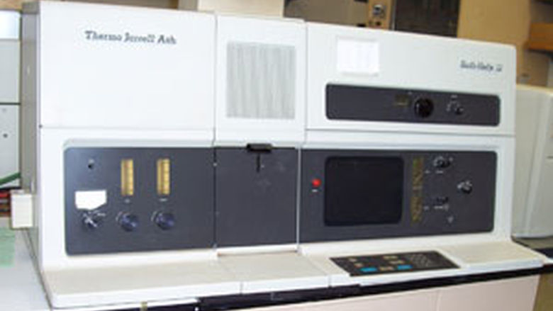 Flame/Graphite Furnace Atomic Absorption Spectrometer (AAS)