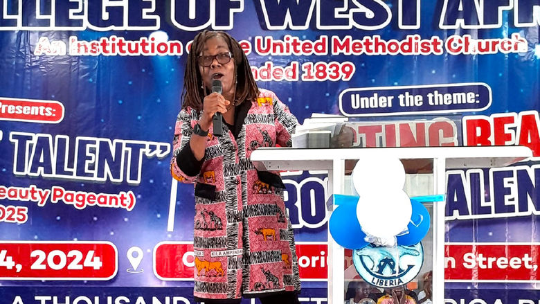 Patricia Jabbeh Wesley offering a lecture in Liberia