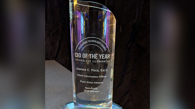 2019 CIO of the Year trophy